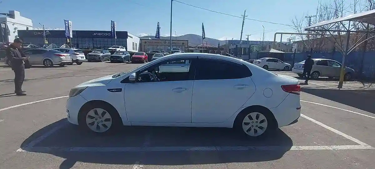 Kia Rio 2015 года за 4 000 000 тг. в Алматы