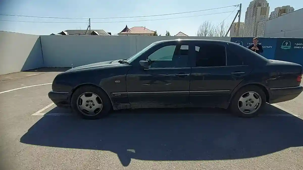 Mercedes-Benz E-Класс 1997 года за 2 500 000 тг. в Шымкент