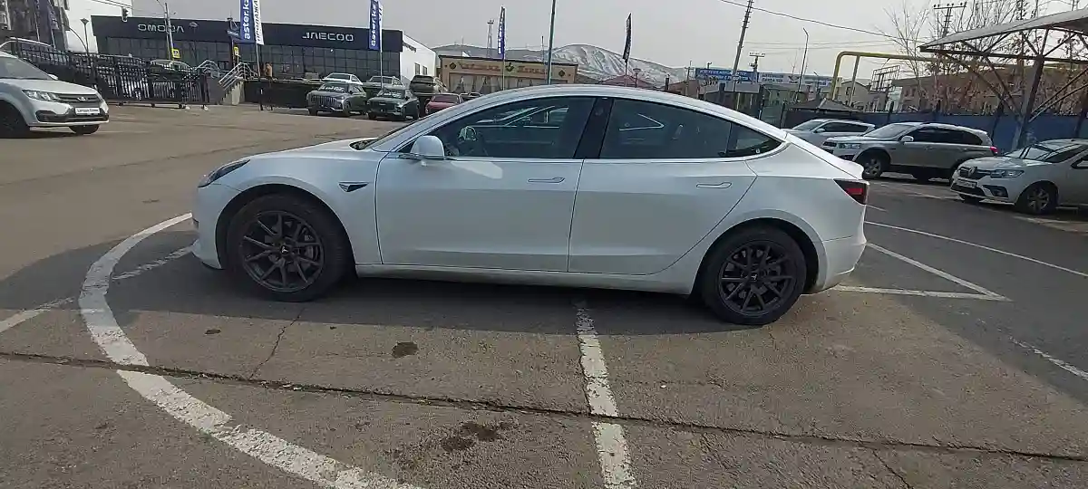 Tesla Model 3 2020 года за 11 500 000 тг. в Алматы