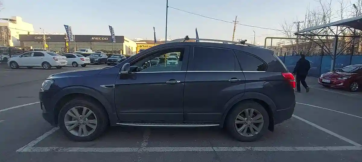Chevrolet Captiva 2013 года за 6 700 000 тг. в Алматы