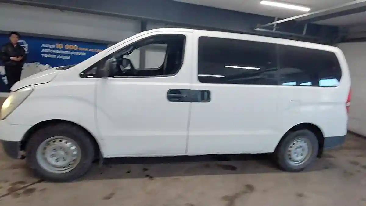 Hyundai Starex 2010 года за 7 000 000 тг. в Астана