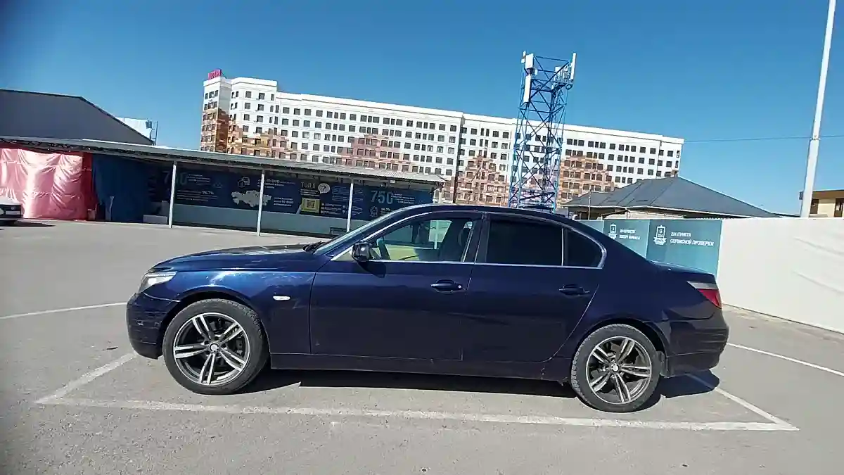 BMW 5 серии 2004 года за 4 000 000 тг. в Шымкент