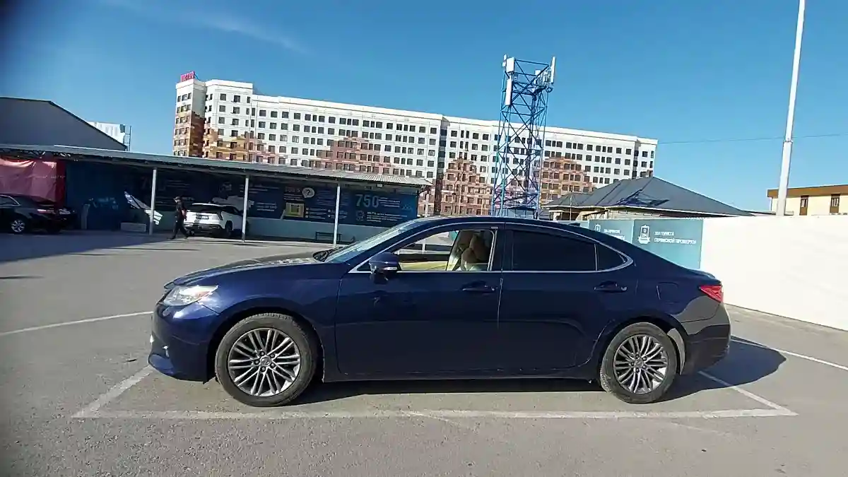 Lexus ES 2015 года за 14 000 000 тг. в Шымкент