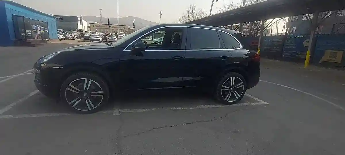 Porsche Cayenne 2011 года за 15 000 000 тг. в Алматы
