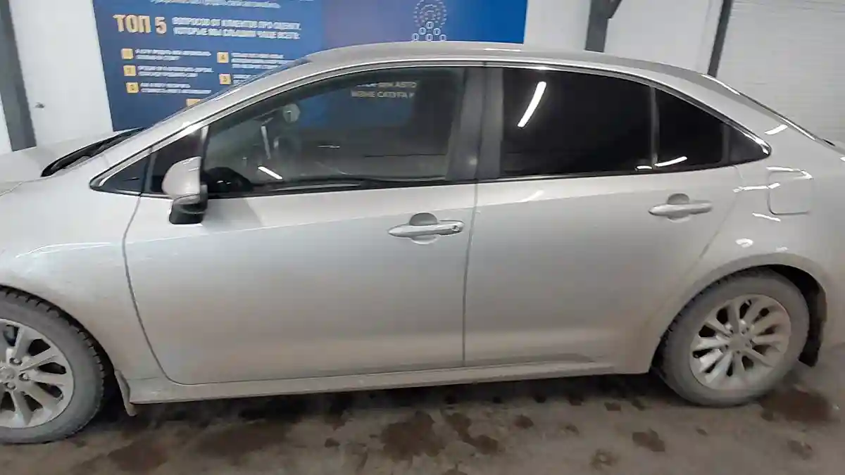Toyota Corolla 2021 года за 10 000 000 тг. в Астана