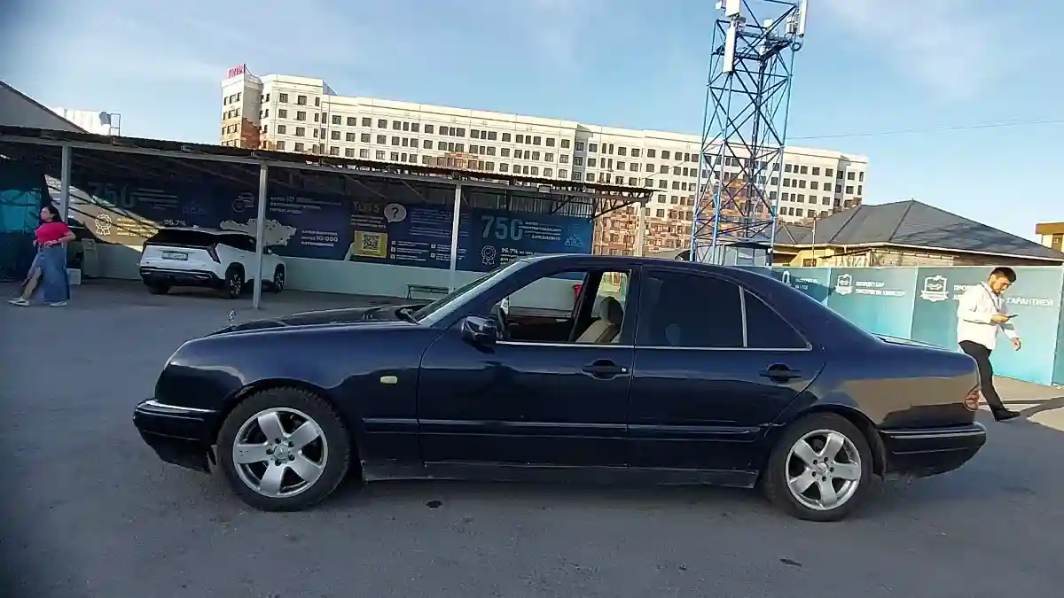Mercedes-Benz E-Класс 1997 года за 2 500 000 тг. в Шымкент