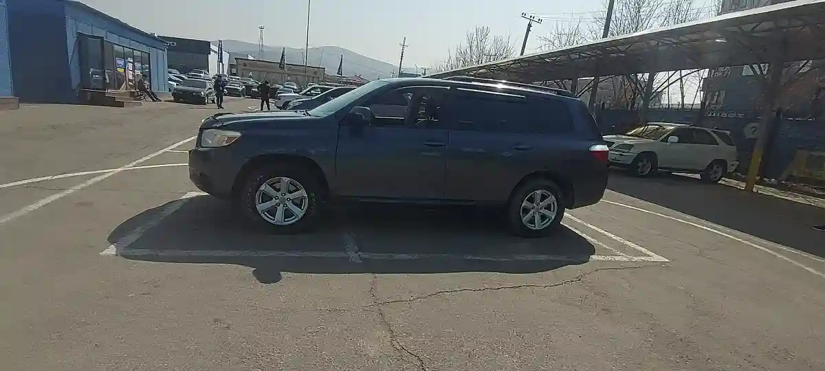 Toyota Highlander 2008 года за 9 500 000 тг. в Алматы