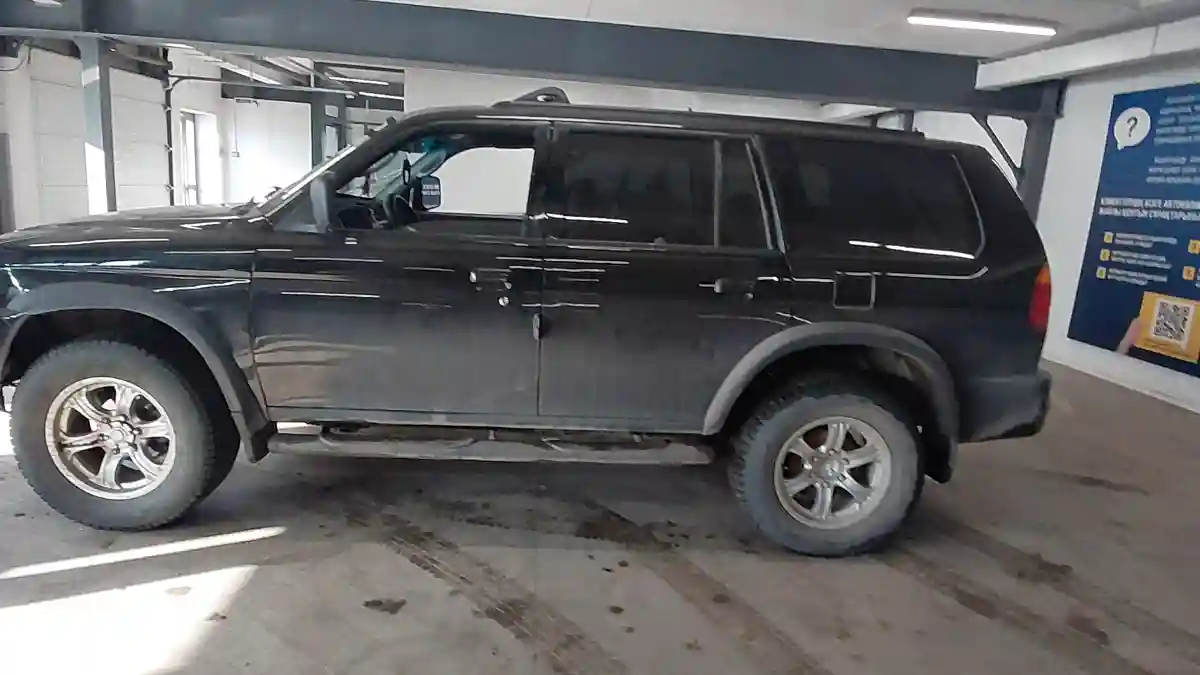 Mitsubishi Montero Sport 1999 года за 5 000 000 тг. в Астана