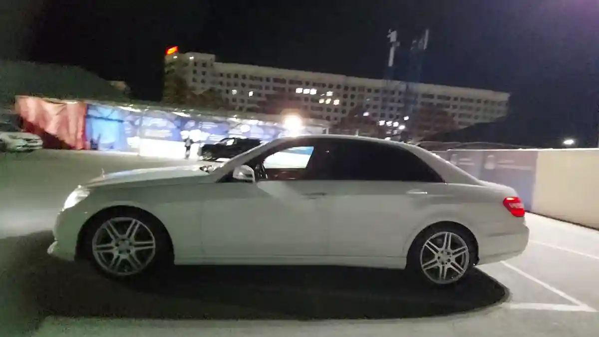 Mercedes-Benz E-Класс 2013 года за 9 300 000 тг. в Шымкент