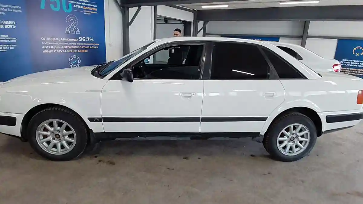 Audi 100 1991 года за 1 600 000 тг. в Астана