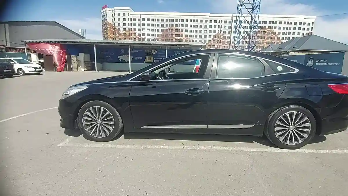 Hyundai Grandeur 2012 года за 8 500 000 тг. в Шымкент