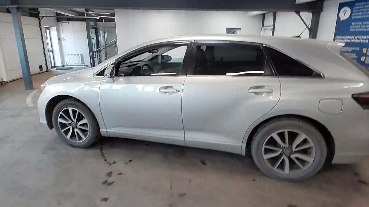 Toyota Venza 2013 года за 9 000 000 тг. в Астана