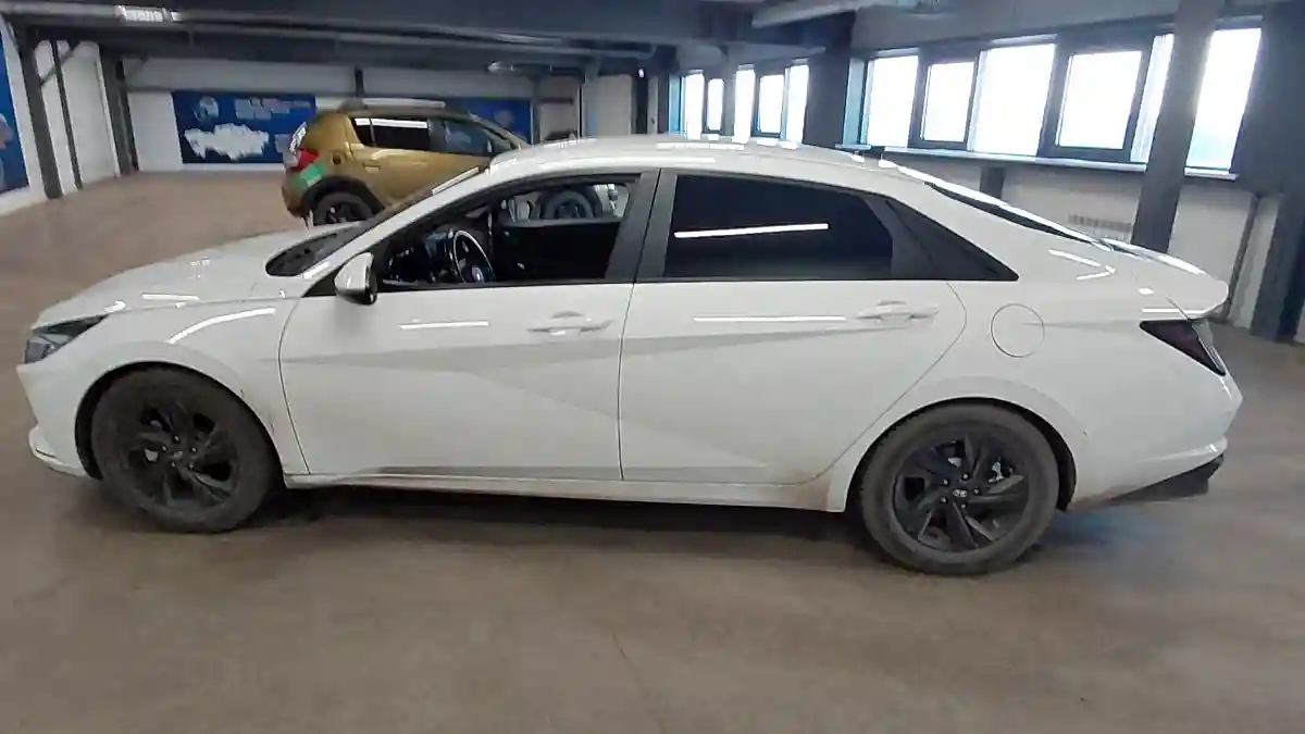 Hyundai Elantra 2023 года за 8 800 000 тг. в Астана