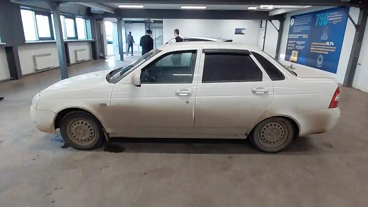 LADA (ВАЗ) Priora 2013 года за 2 100 000 тг. в Астана