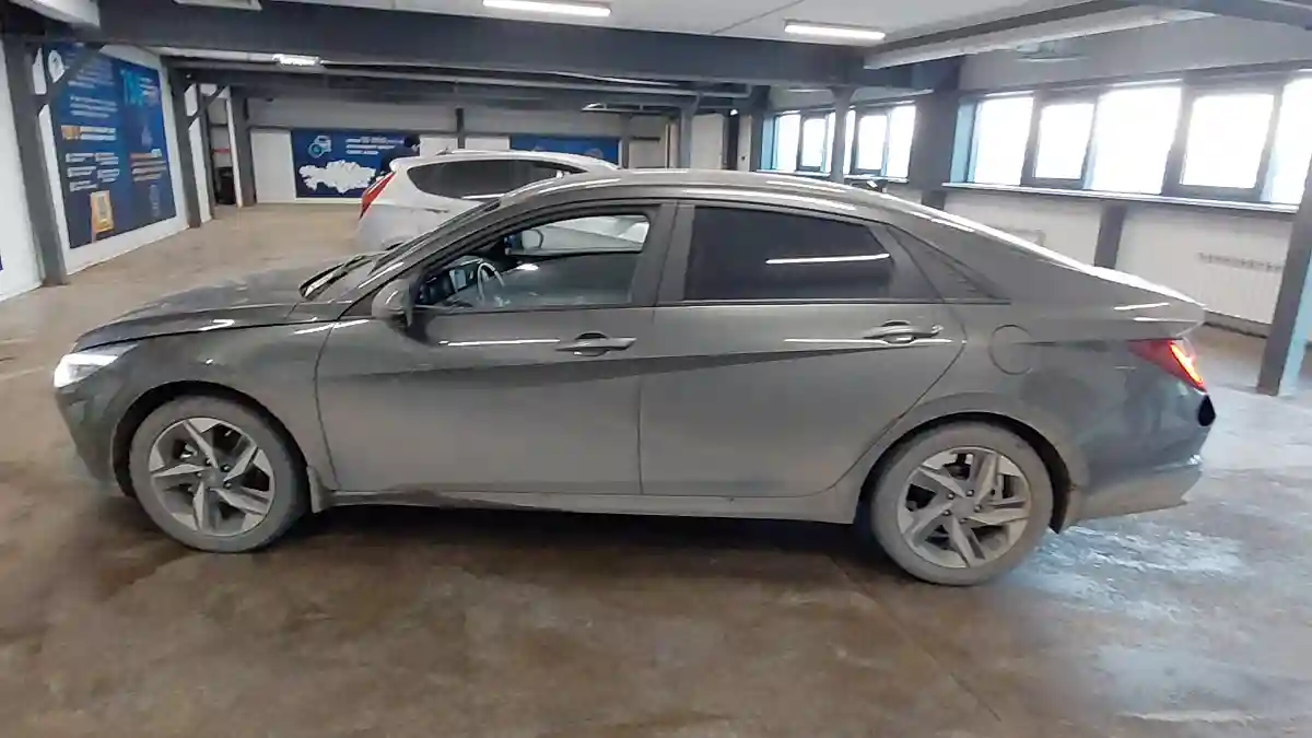 Hyundai Elantra 2023 года за 10 000 000 тг. в Астана