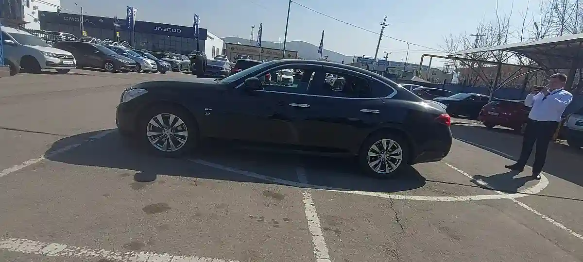 Infiniti Q70 2014 года за 11 500 000 тг. в Алматы