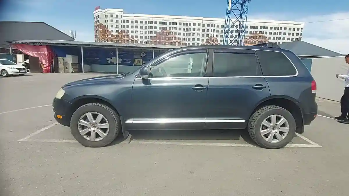 Volkswagen Touareg 2004 года за 5 000 000 тг. в Шымкент
