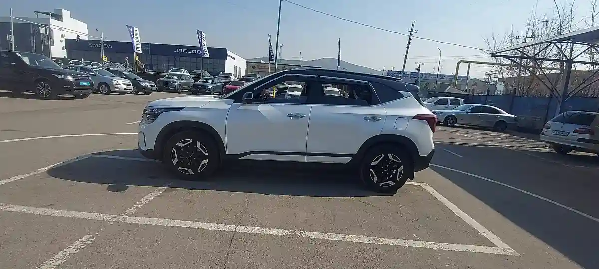 Kia Seltos 2023 года за 9 000 000 тг. в Алматы