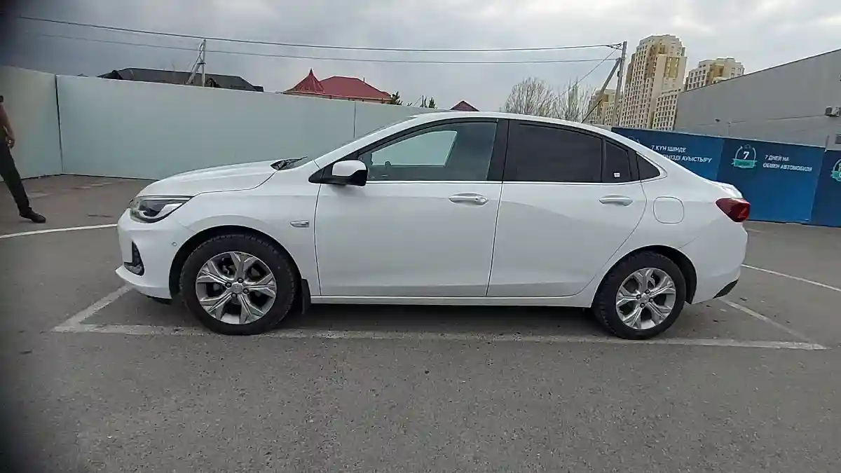 Chevrolet Onix 2023 года за 6 800 000 тг. в Шымкент