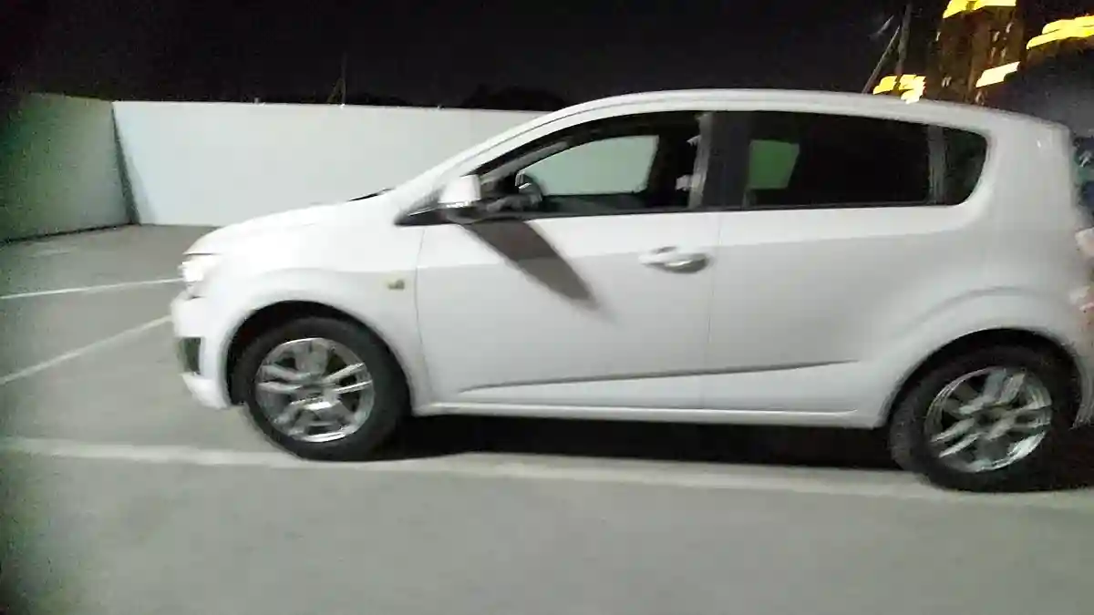 Chevrolet Aveo 2014 года за 3 200 000 тг. в Шымкент