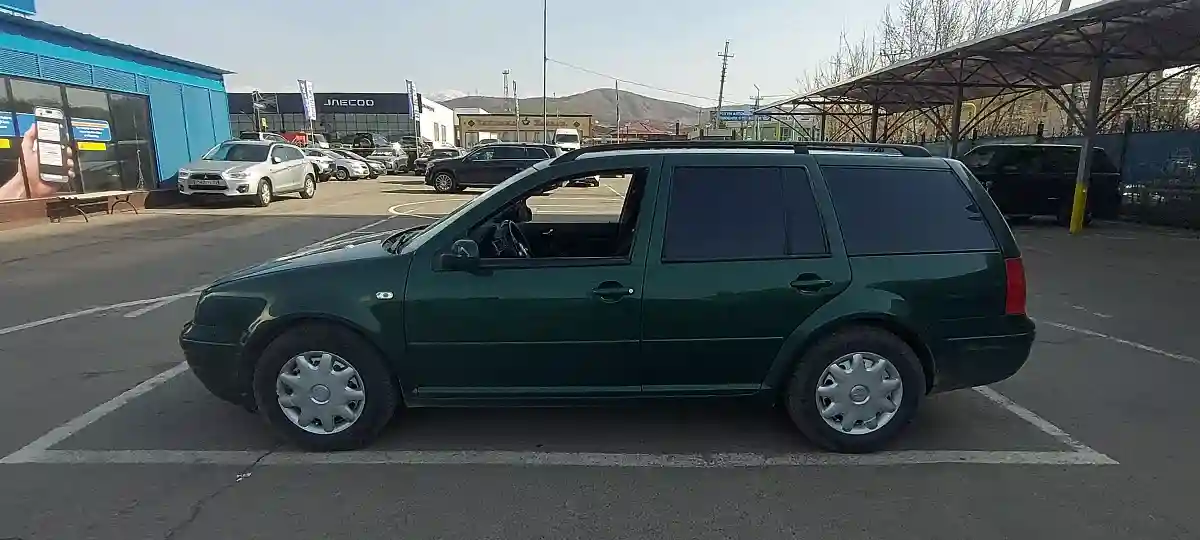 Volkswagen Golf 2000 года за 3 500 000 тг. в Алматы