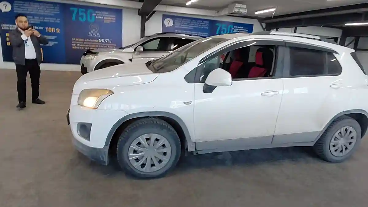 Chevrolet Tracker 2015 года за 4 000 000 тг. в Астана