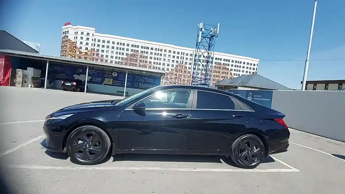 Hyundai Elantra 2023 года за 8 500 000 тг. в Шымкент