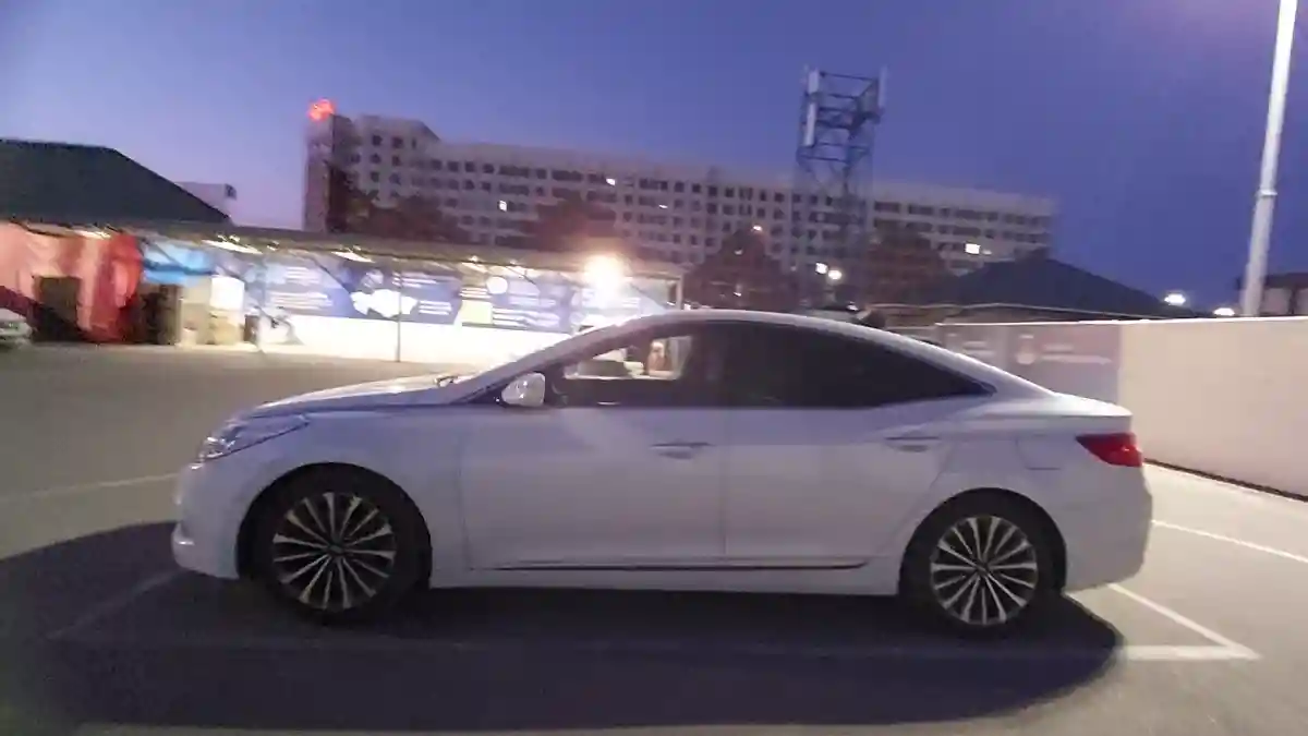 Hyundai Grandeur 2012 года за 8 650 000 тг. в Шымкент