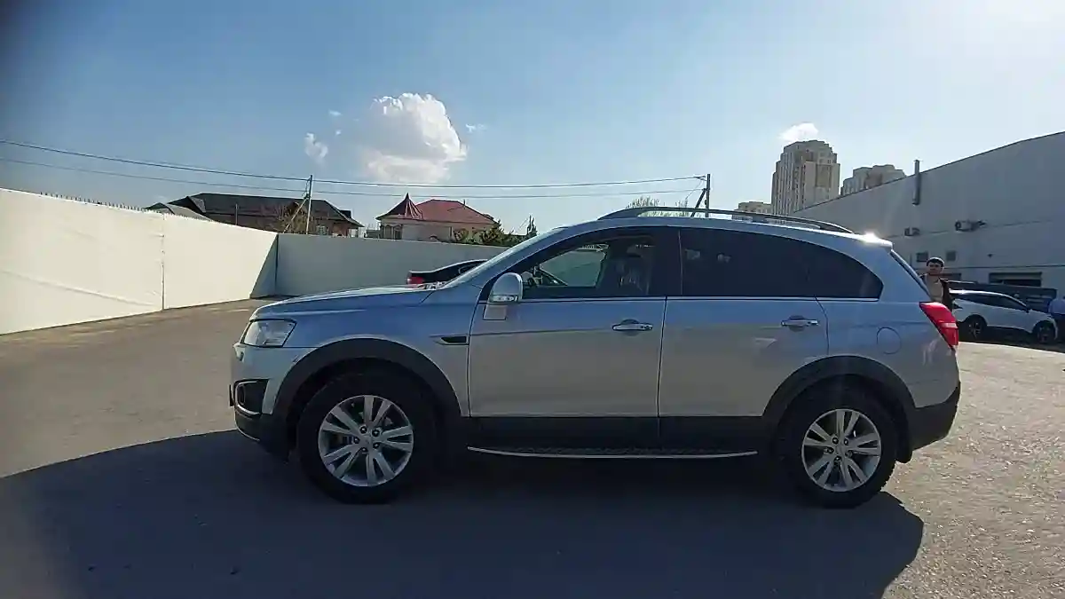 Chevrolet Captiva 2014 года за 7 300 000 тг. в Шымкент