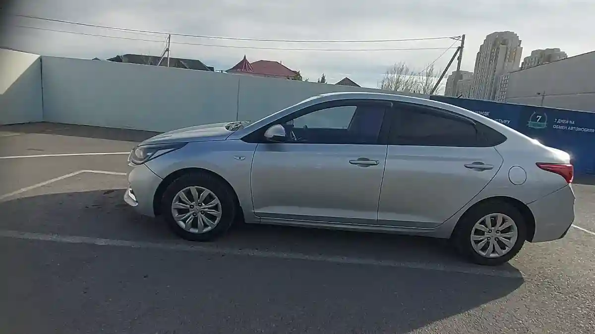 Hyundai Accent 2019 года за 7 500 000 тг. в Шымкент