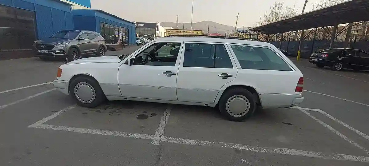 Mercedes-Benz E-Класс 1993 года за 1 500 000 тг. в Алматы