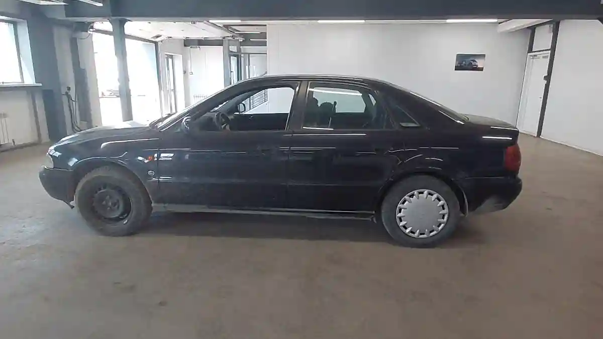 Audi A4 1996 года за 2 000 000 тг. в Астана