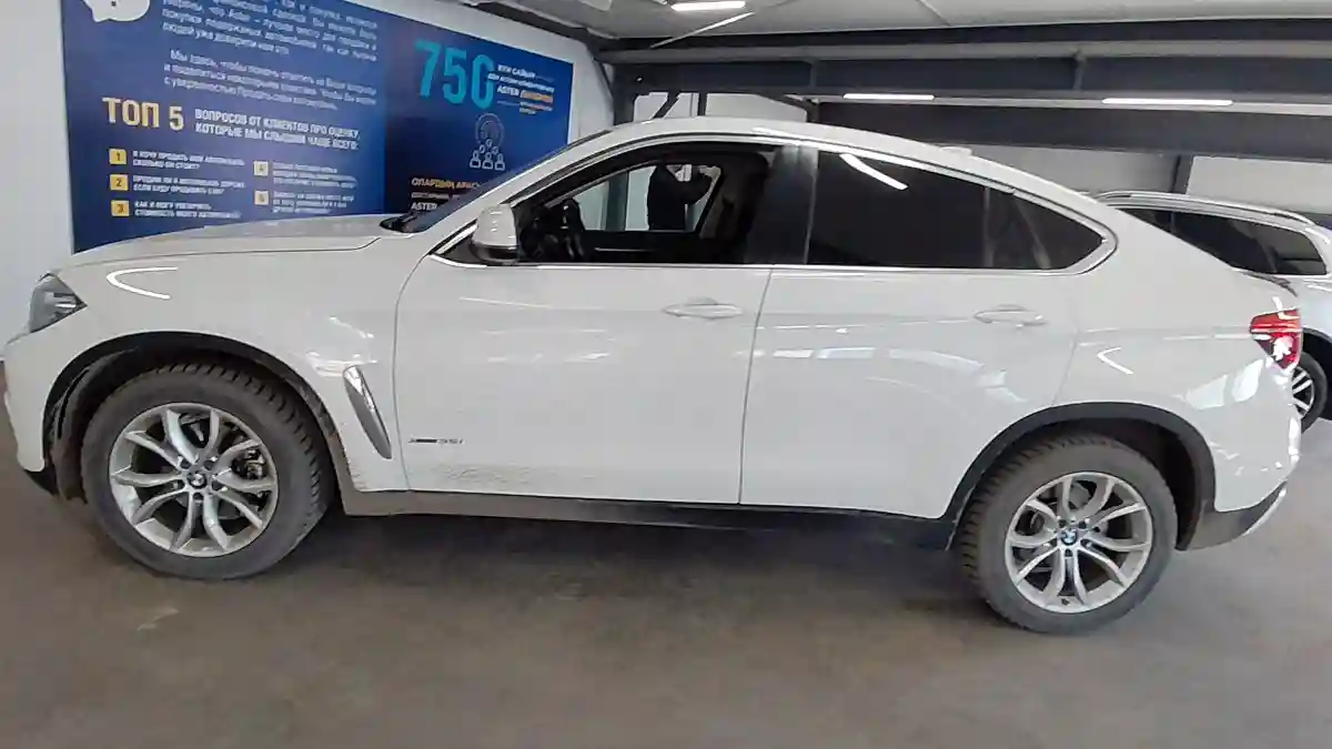 BMW X6 2016 года за 17 000 000 тг. в Астана