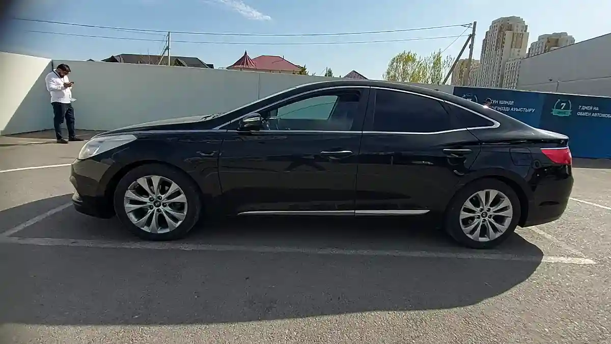 Hyundai Grandeur 2012 года за 8 500 000 тг. в Шымкент