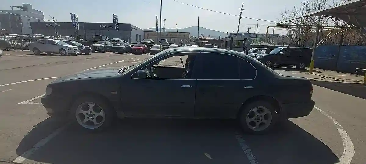 Nissan Maxima 1997 года за 1 300 000 тг. в Алматы
