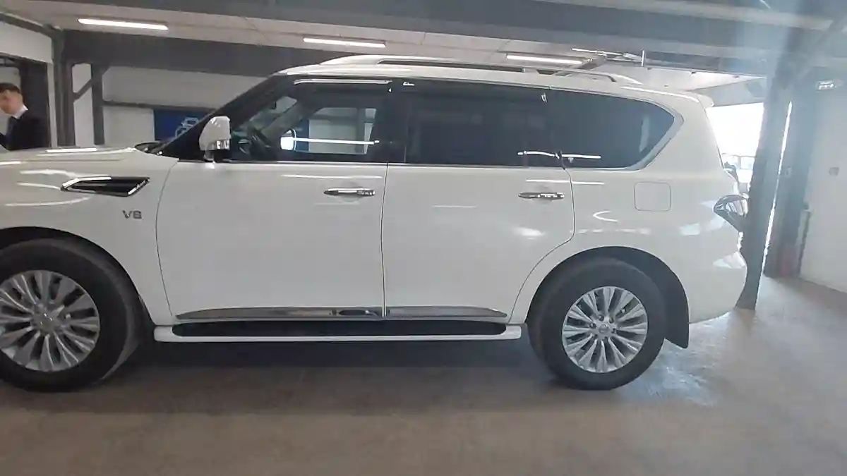 Nissan Patrol 2014 года за 15 000 000 тг. в Астана