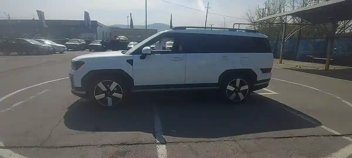 Hyundai Santa Fe 2024 года за 18 800 000 тг. в Алматы