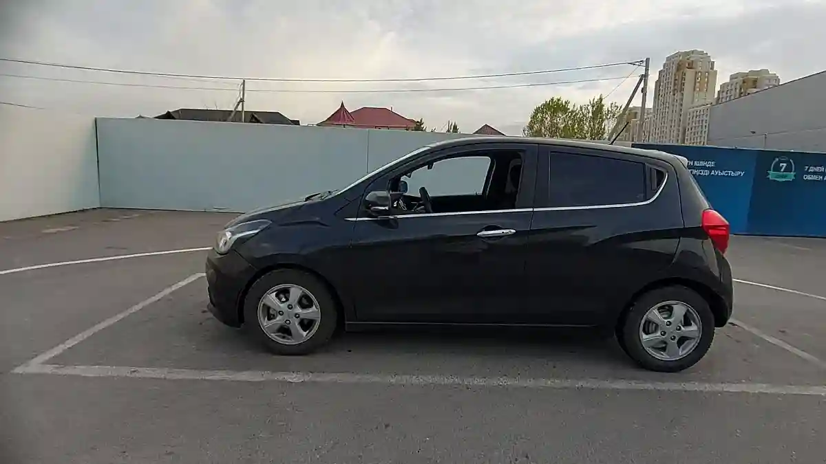 Chevrolet Spark 2018 года за 4 200 000 тг. в Шымкент