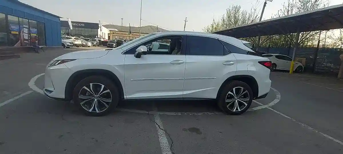 Lexus RX 2020 года за 22 000 000 тг. в Алматы