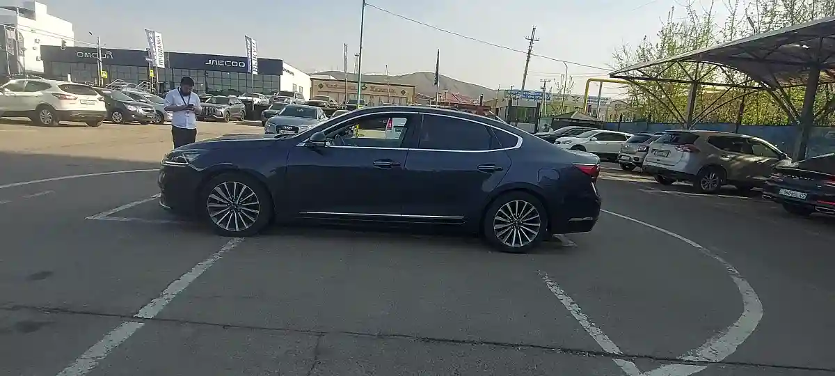 Kia K7 2017 года за 9 000 000 тг. в Алматы