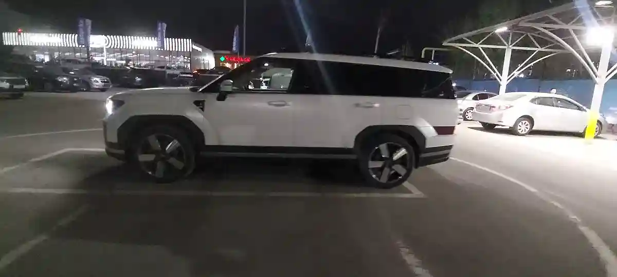 Hyundai Santa Fe 2025 года за 21 000 000 тг. в Алматы