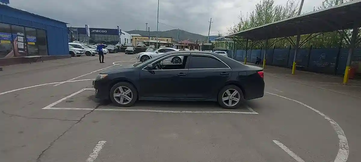 Toyota Camry 2012 года за 7 500 000 тг. в Алматы