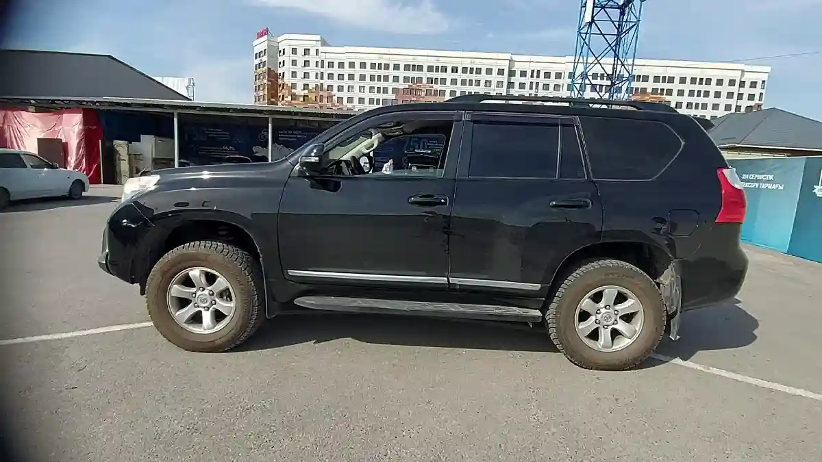 Toyota Land Cruiser Prado 2012 года за 15 000 000 тг. в Шымкент
