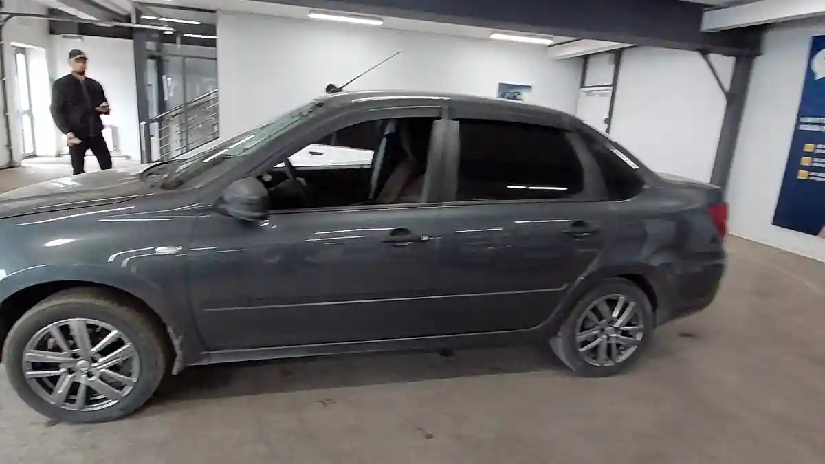 LADA (ВАЗ) Granta 2019 года за 3 300 000 тг. в Астана
