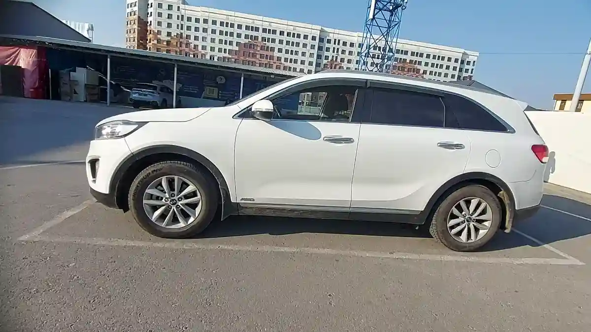 Kia Sorento 2015 года за 9 000 000 тг. в Шымкент
