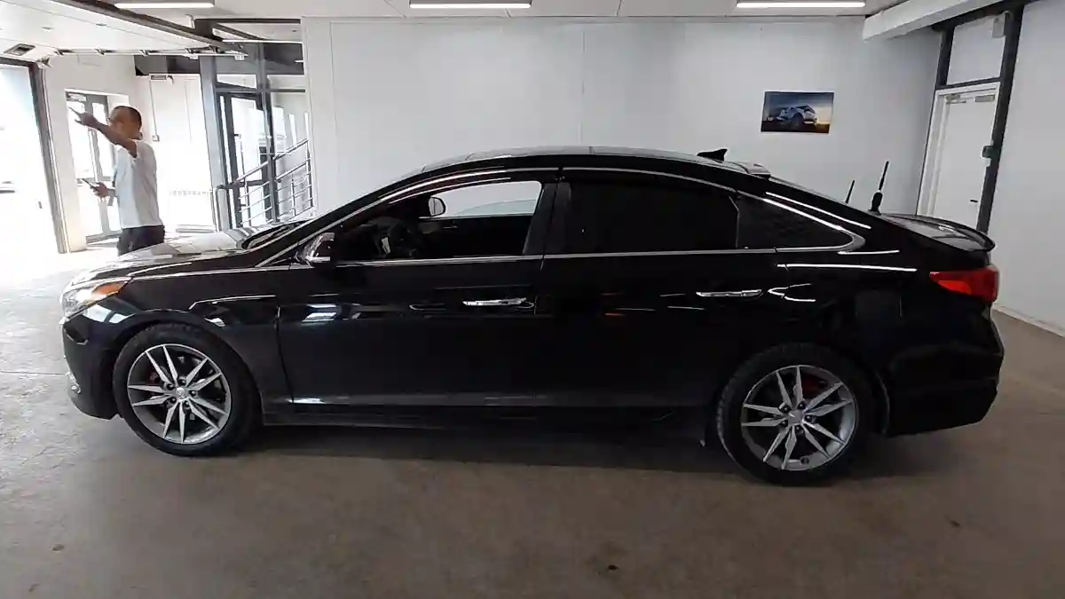 Hyundai Sonata 2014 года за 8 300 000 тг. в Астана