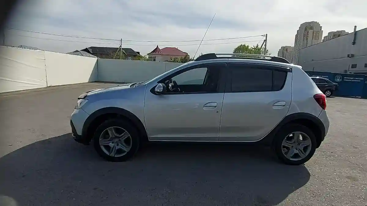 Renault Sandero 2019 года за 5 000 000 тг. в Шымкент