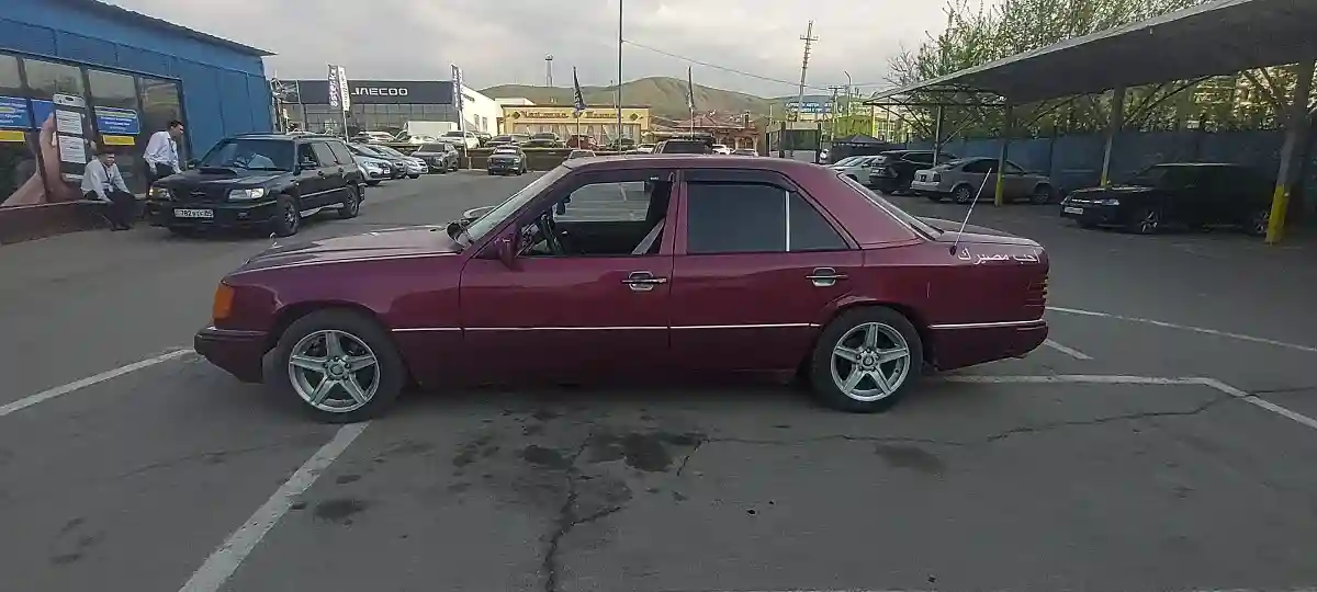 Mercedes-Benz W124 1992 года за 1 500 000 тг. в Алматы
