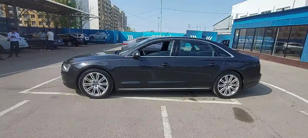 Audi A8 2011 года за 10 000 000 тг. в Алматы