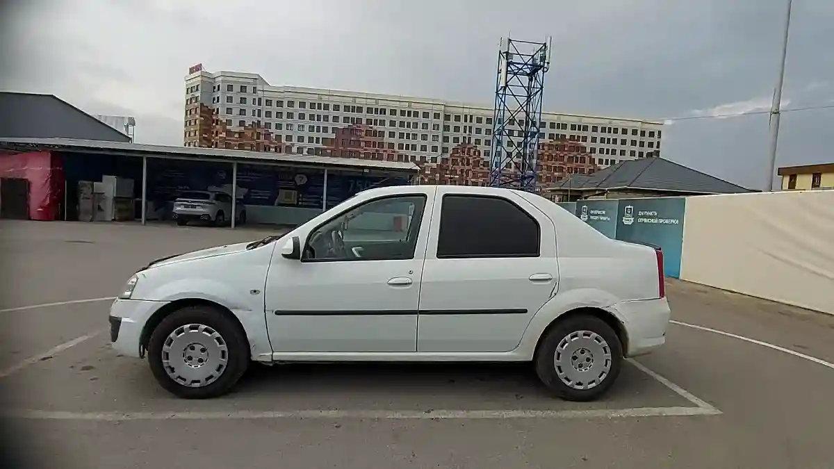 Renault Logan 2013 года за 2 000 000 тг. в Шымкент